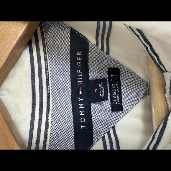 Tommy Hilfiger Mens Button Up Red White Blue Multi Striped SIZE M - Picture 5 of 6